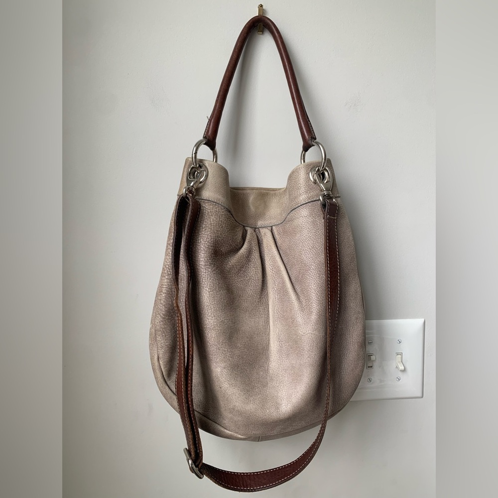 ROOTS Women’s Gray Beige Genuine Distressed Leather Crossbody Hobo Shoulder Bag - Picture 6 of 13